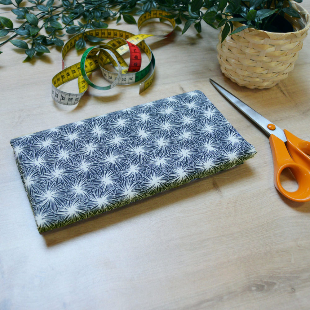 Tissu coton imprimé Daisy bleu