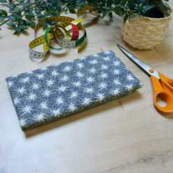 Tissu coton imprimé Daisy bleu